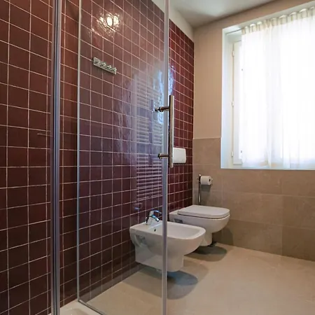 ゲストハウス Palazzo Borgo Trento - Royal Welcome