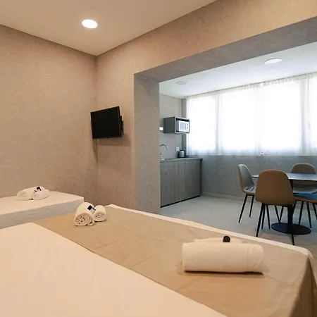 Palazzo Borgo Trento - Royal Welcome 3*