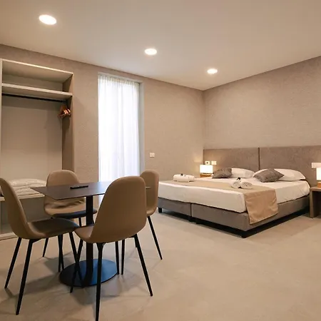 Palazzo Borgo Trento - Royal Welcome 베로나